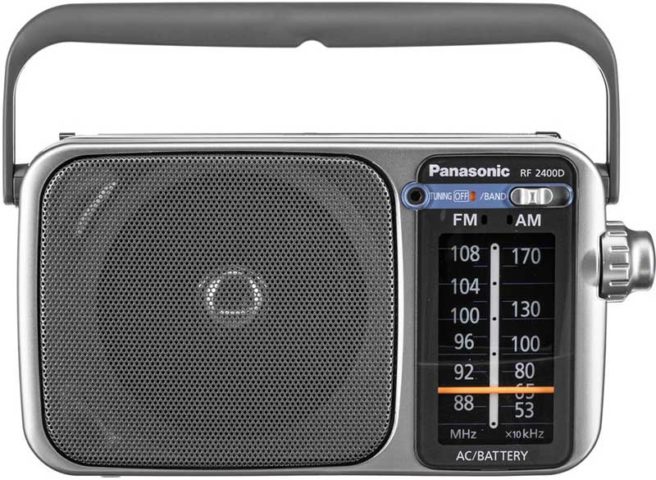 Panasonic RF-2400D tabletop radio