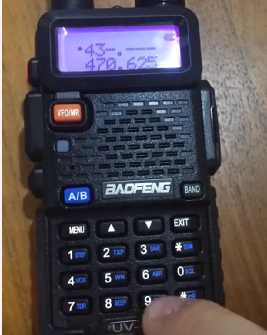 Programming Baofeng UV-5R using on Radio Controls